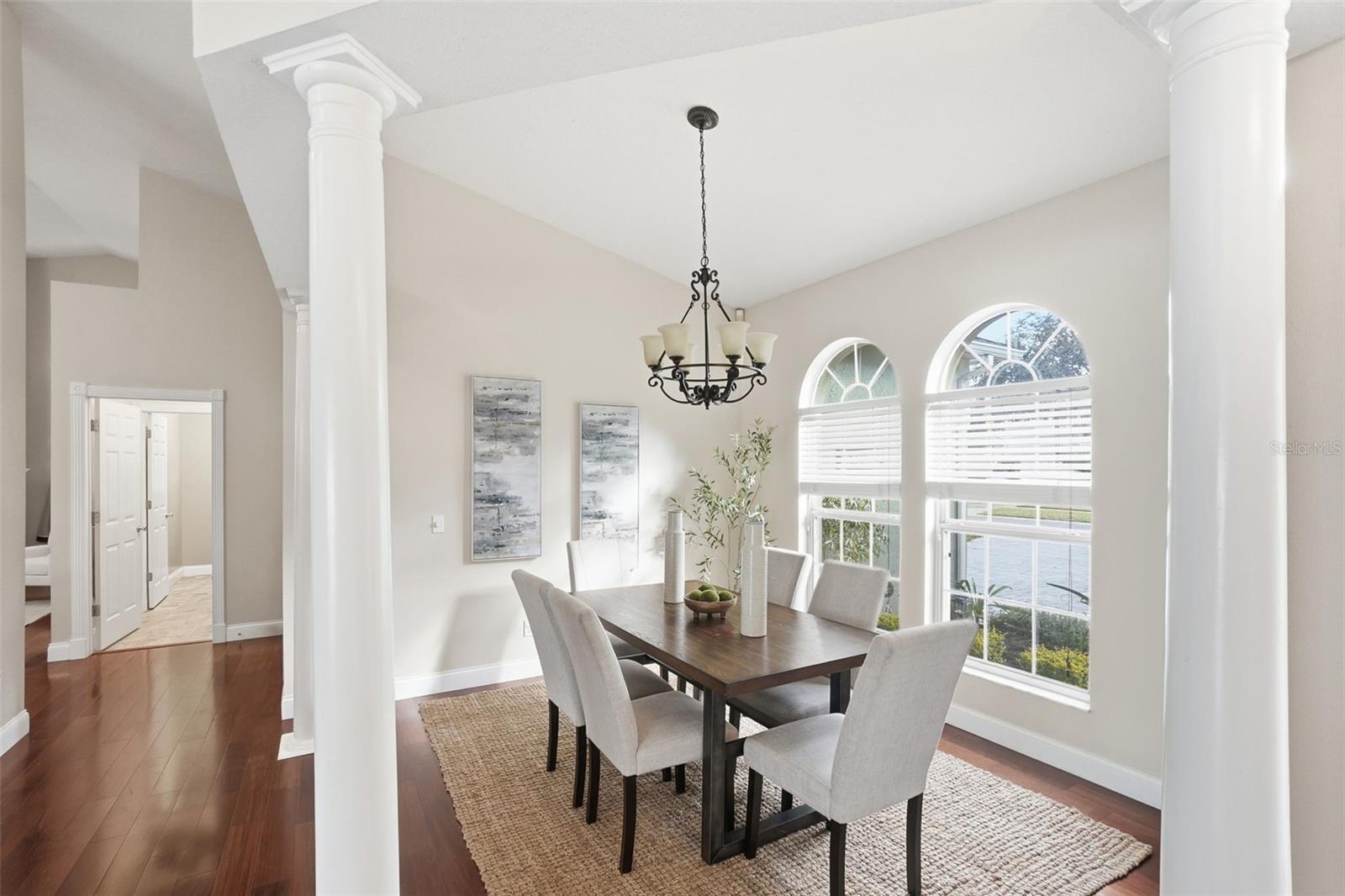 UNIVERSITY ESTATES - Residential