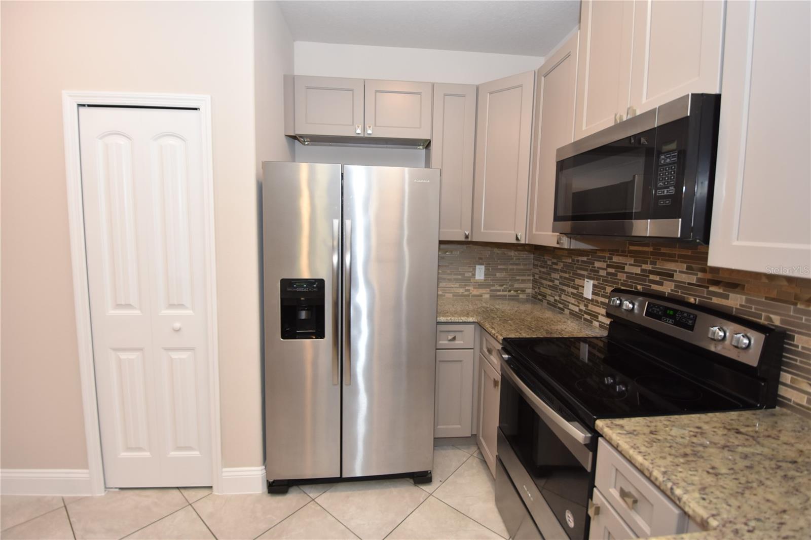 SEMINOLE WOODS - Residential Lease