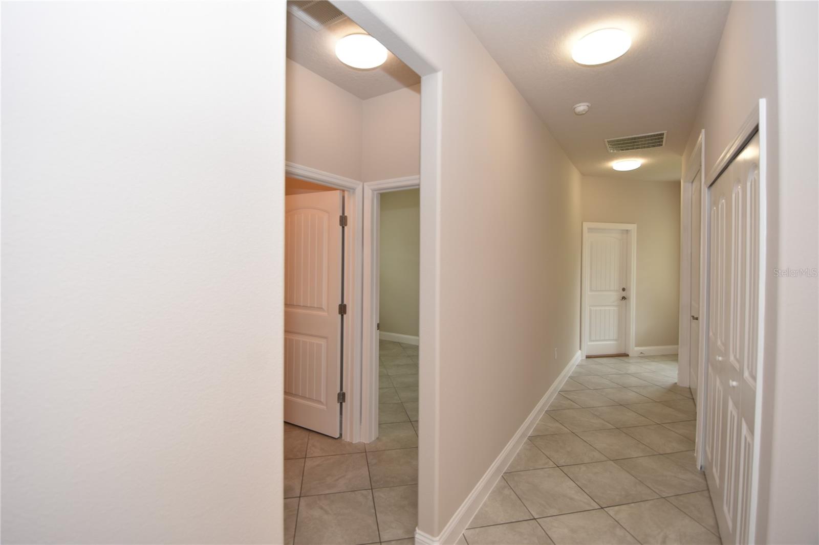 SEMINOLE WOODS - Residential Lease