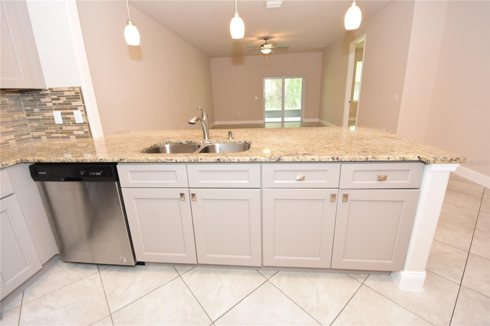 SEMINOLE WOODS - Residential Lease