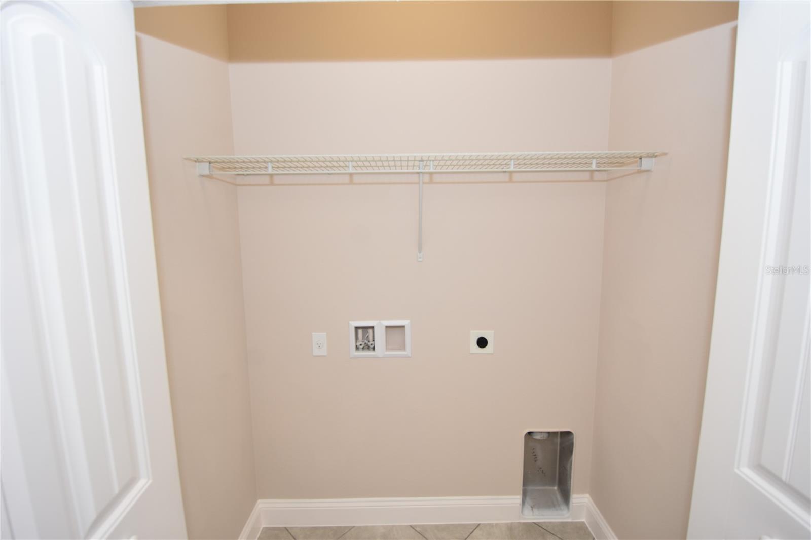 SEMINOLE WOODS - Residential Lease