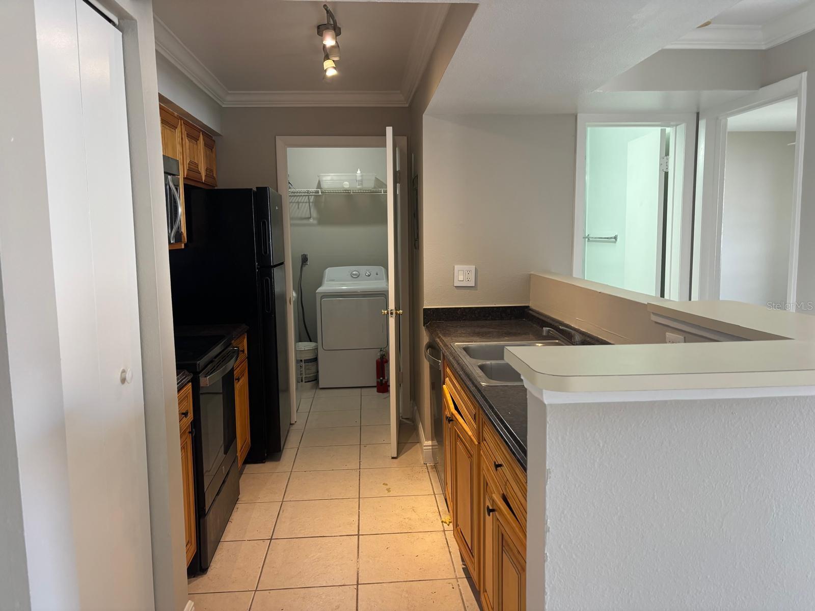 BLOSSOM PARK VILLAS CONDO - Residential