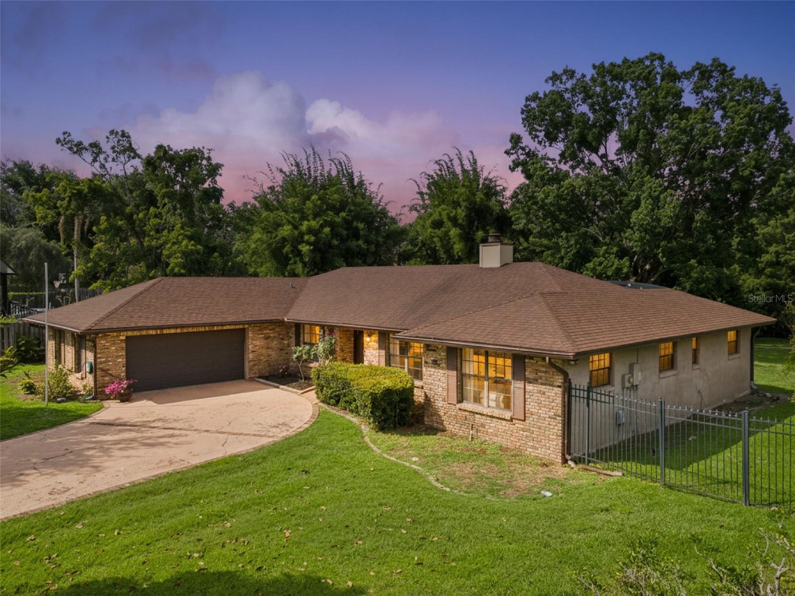 GATLIN WOODS - Residential