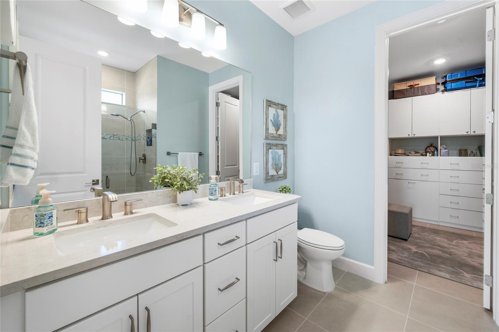 SAPPHIRE POINT PH IIIB - Residential