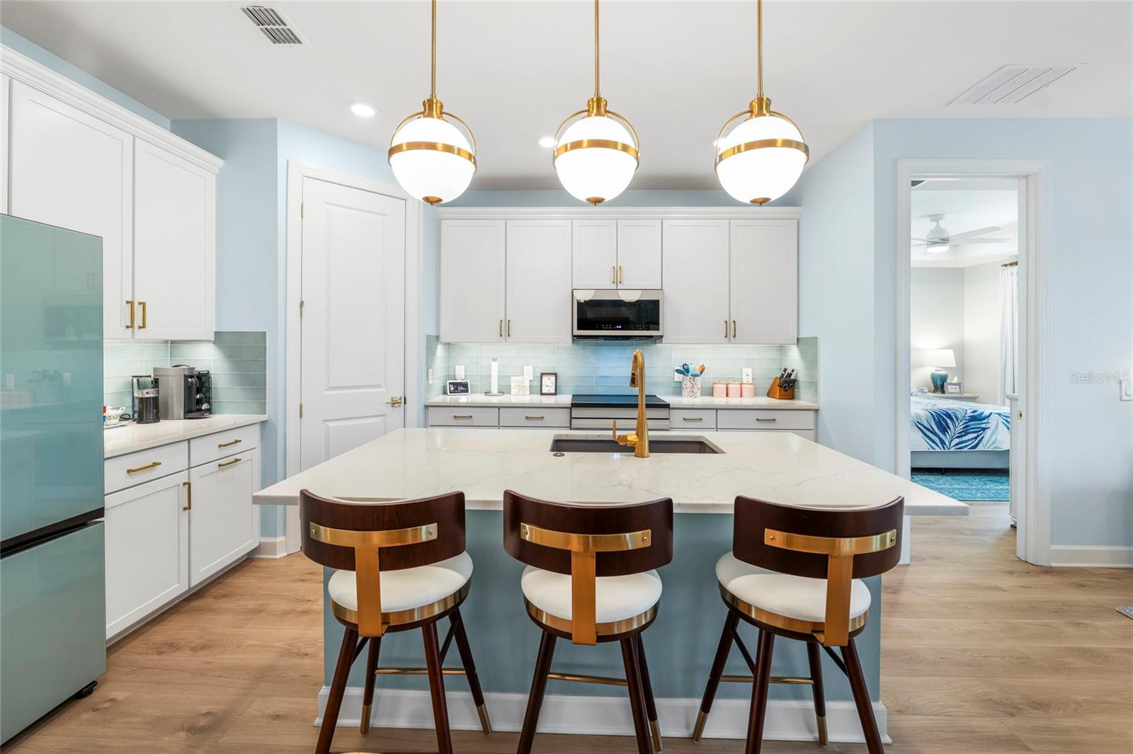 SAPPHIRE POINT PH IIIB - Residential