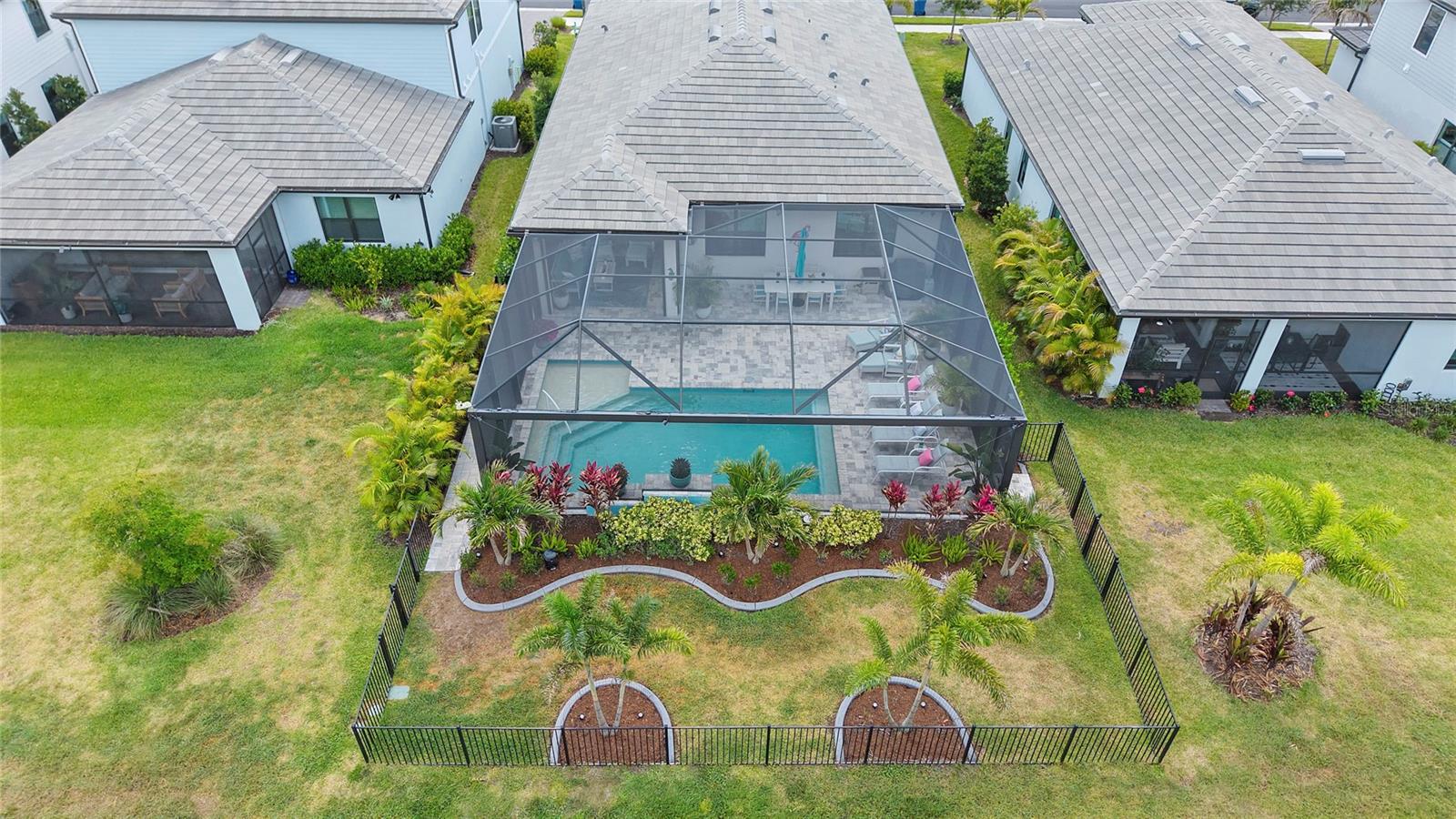 SAPPHIRE POINT PH IIIB - Residential