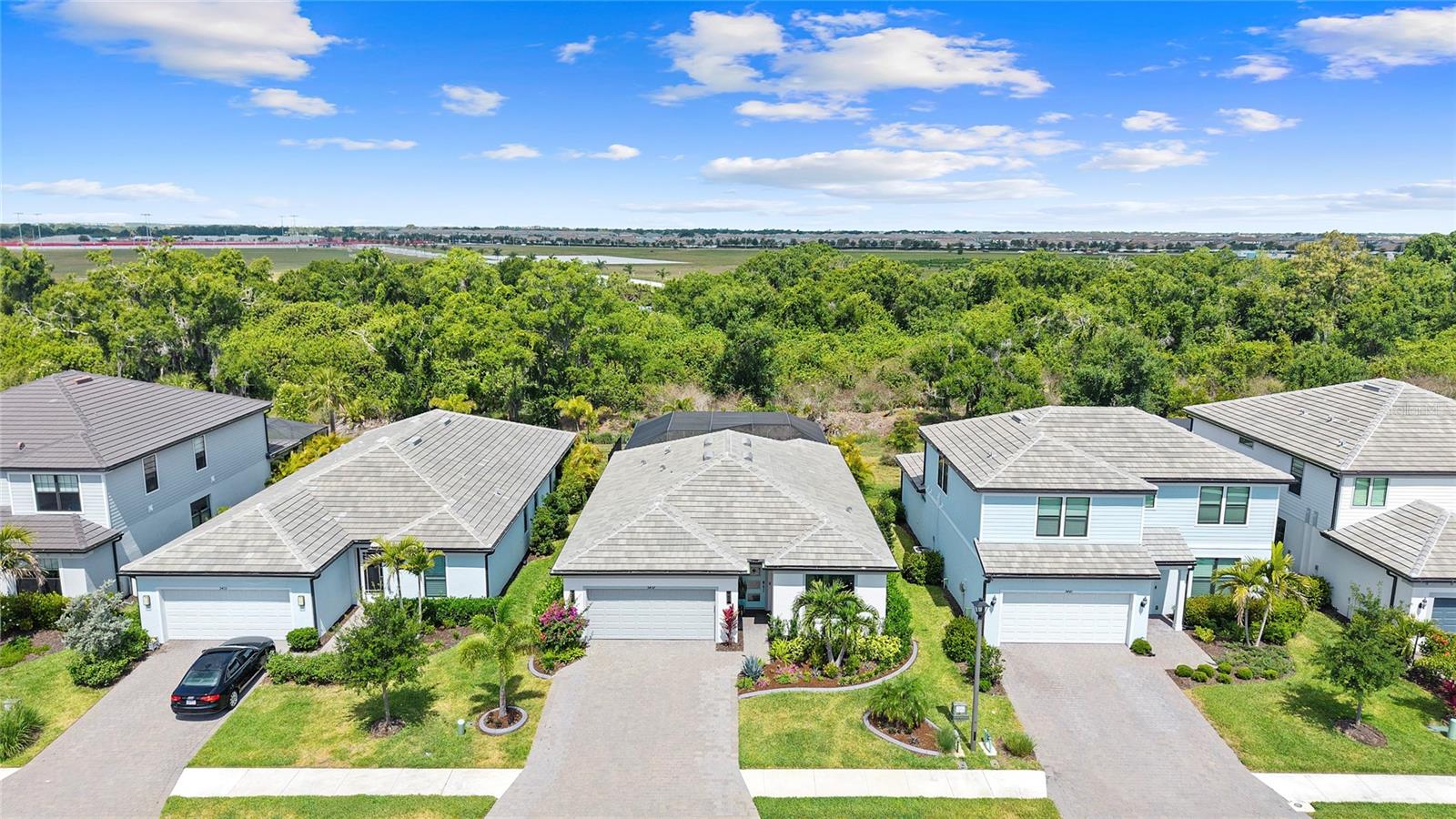 SAPPHIRE POINT PH IIIB - Residential