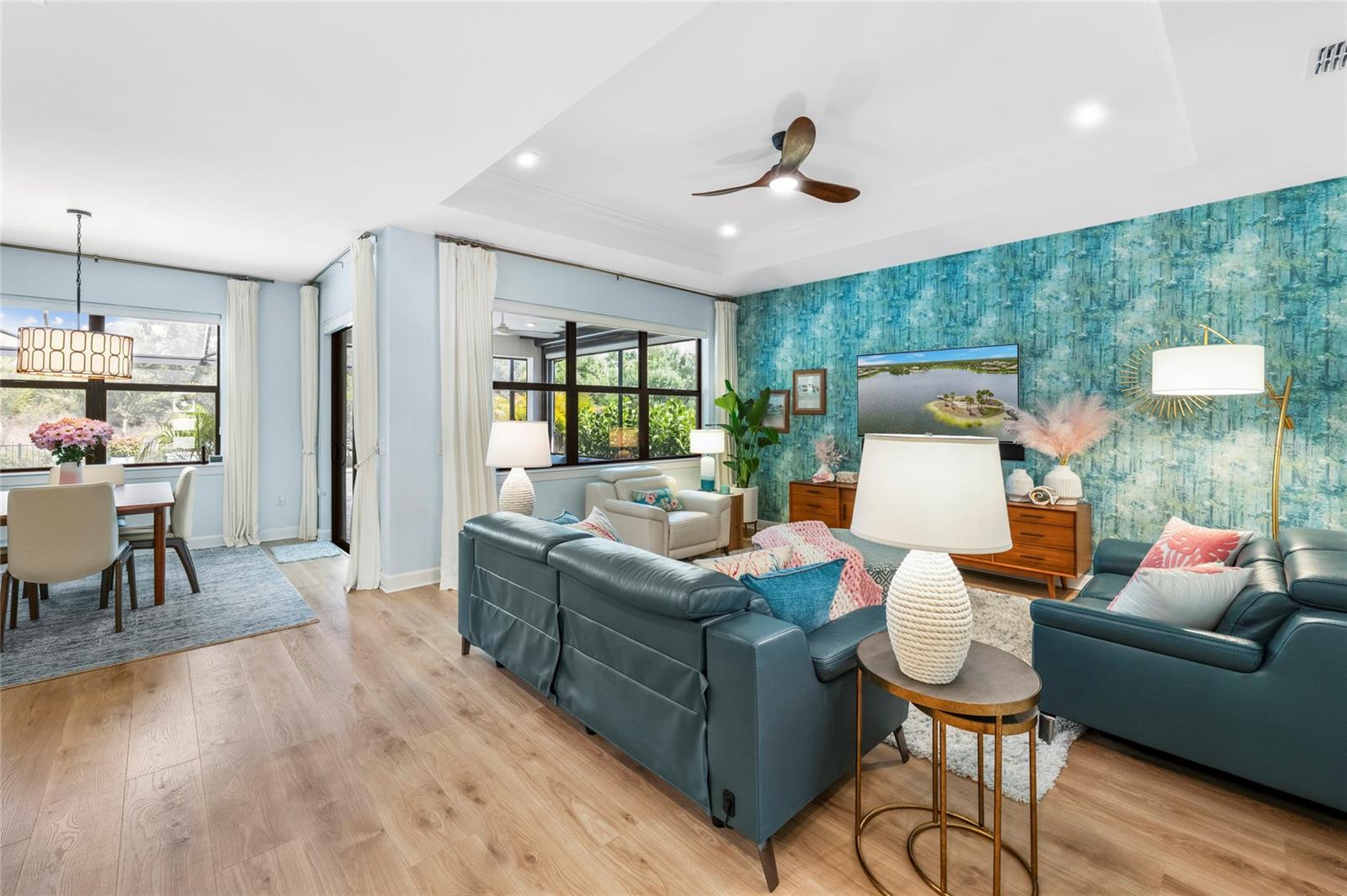 SAPPHIRE POINT PH IIIB - Residential