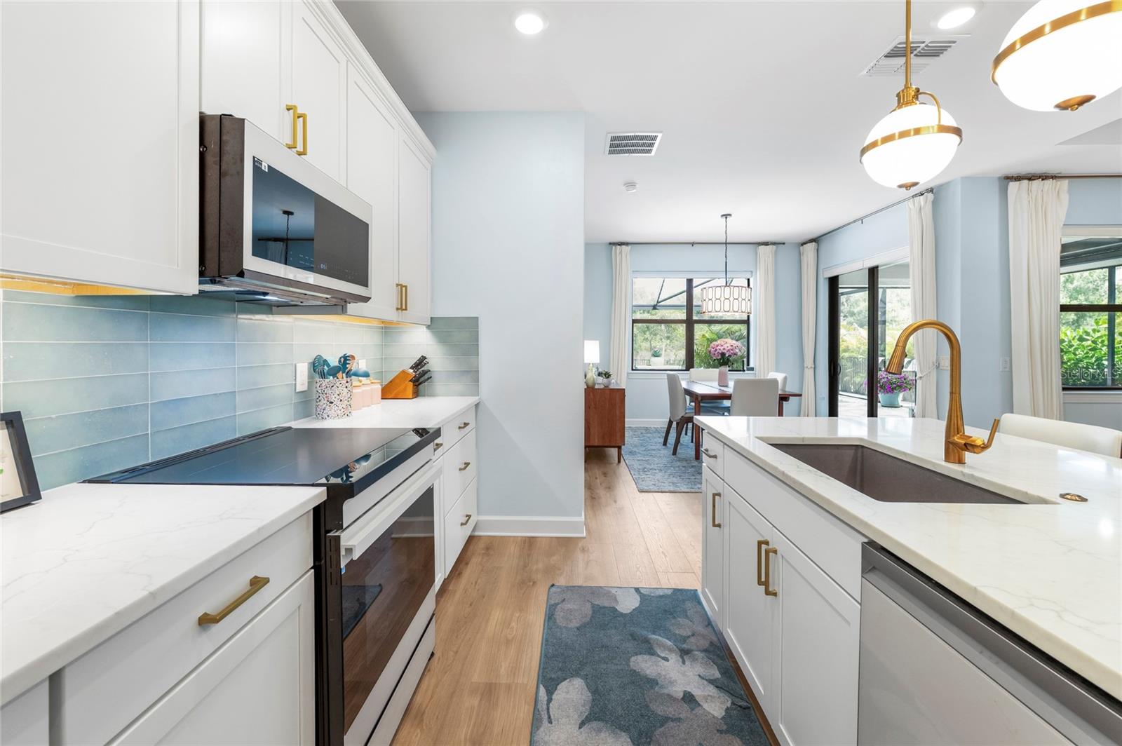 SAPPHIRE POINT PH IIIB - Residential