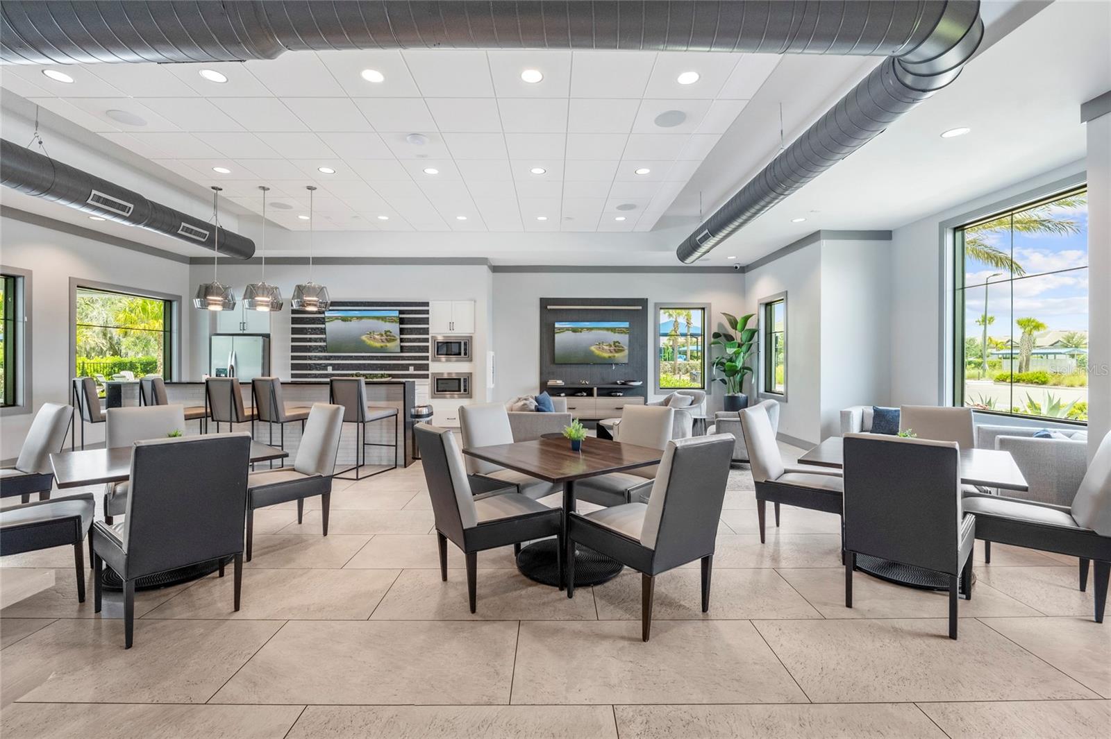 SAPPHIRE POINT PH IIIB - Residential