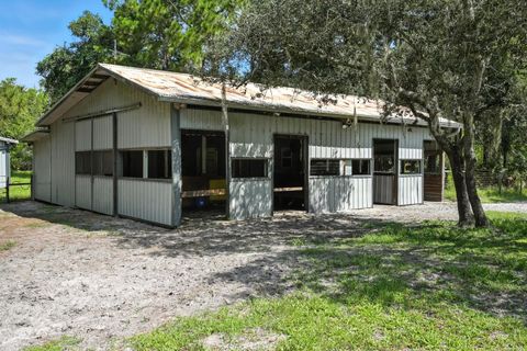 Tiny photo for 29933 Fullerville Road, Deland, FL 32720 (MLS # V4944089)