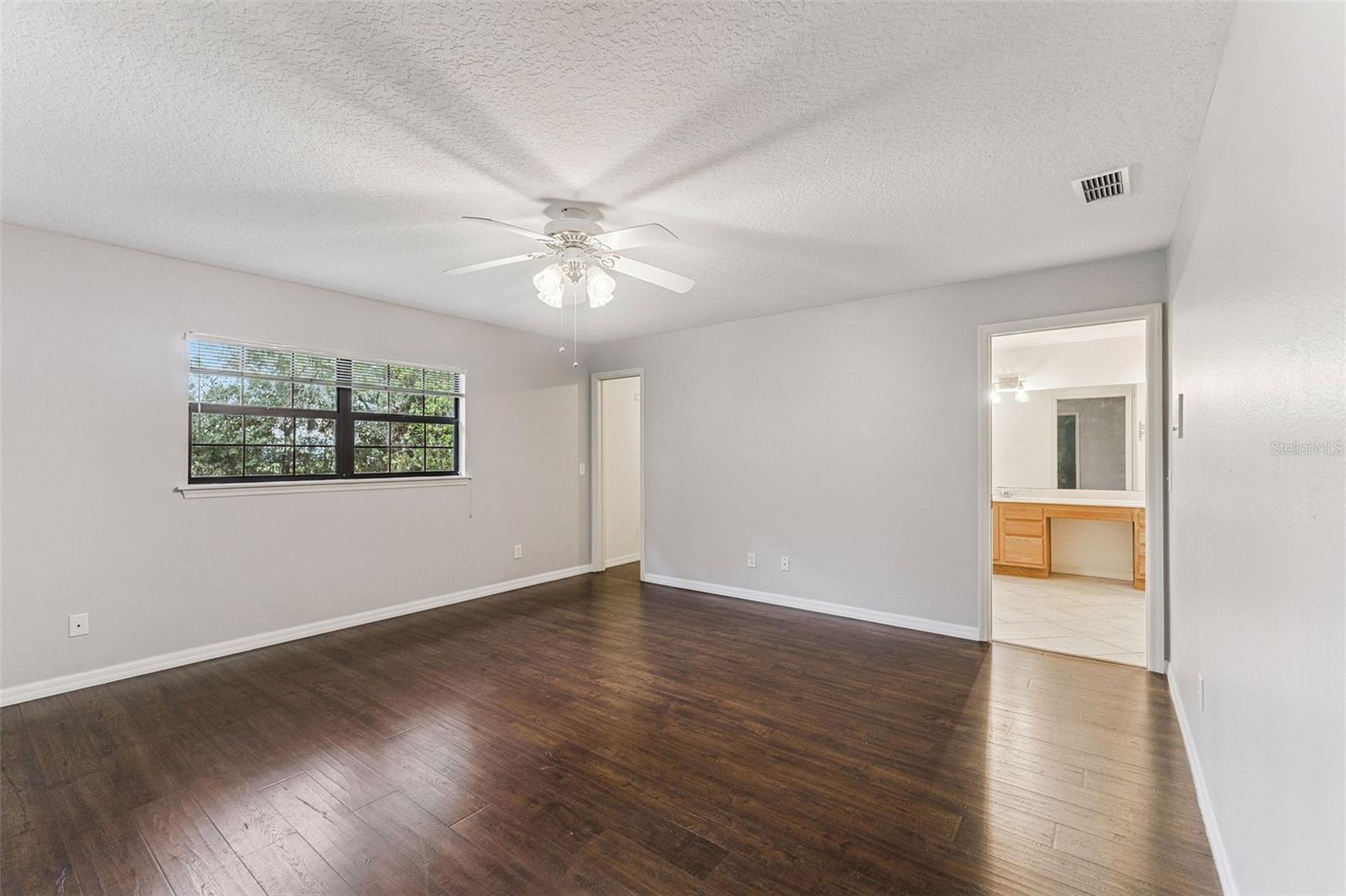 CASCADES UNIT 01 - Residential