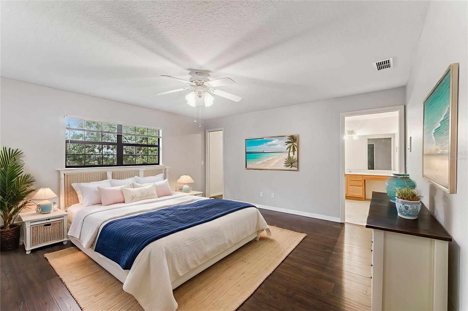 CASCADES UNIT 01 - Residential