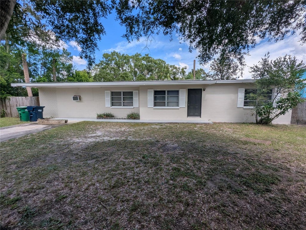 Photo of 8723 N 27th Street, Tampa, FL 33604 (MLS # TB8545480)