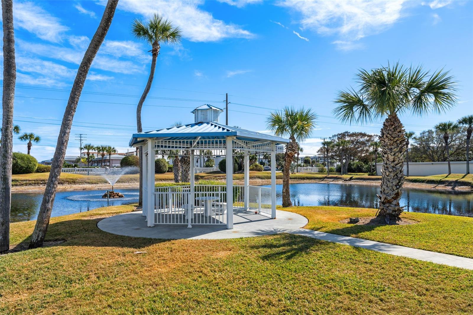 FOUNTAIN COVE - Residential
