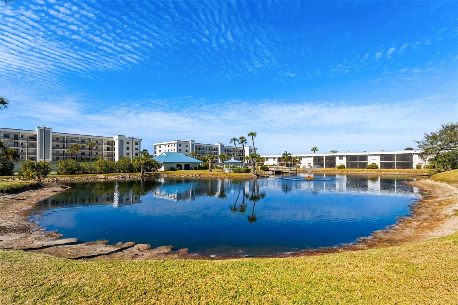FOUNTAIN COVE - Residential