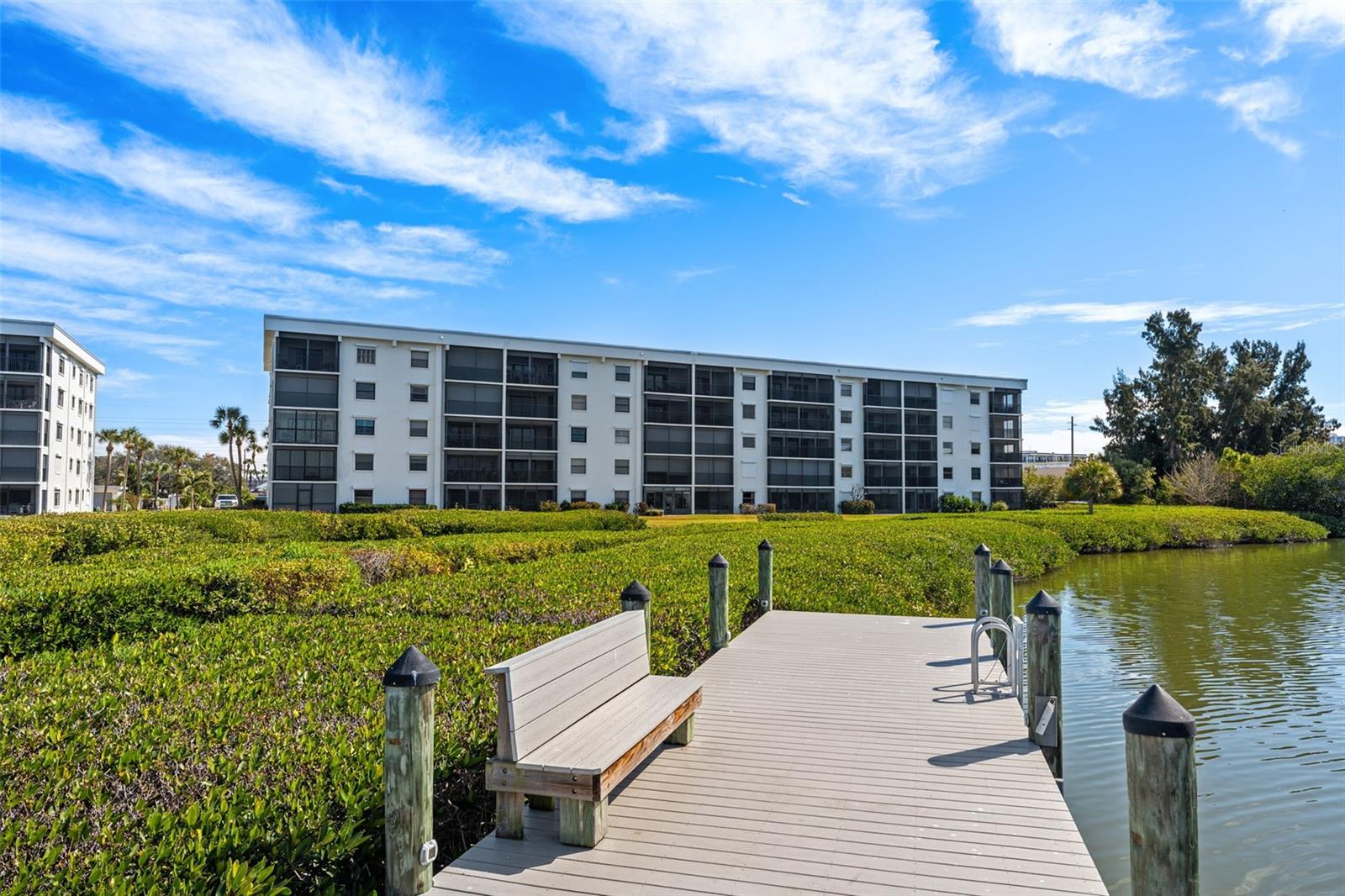 FOUNTAIN COVE - Residential