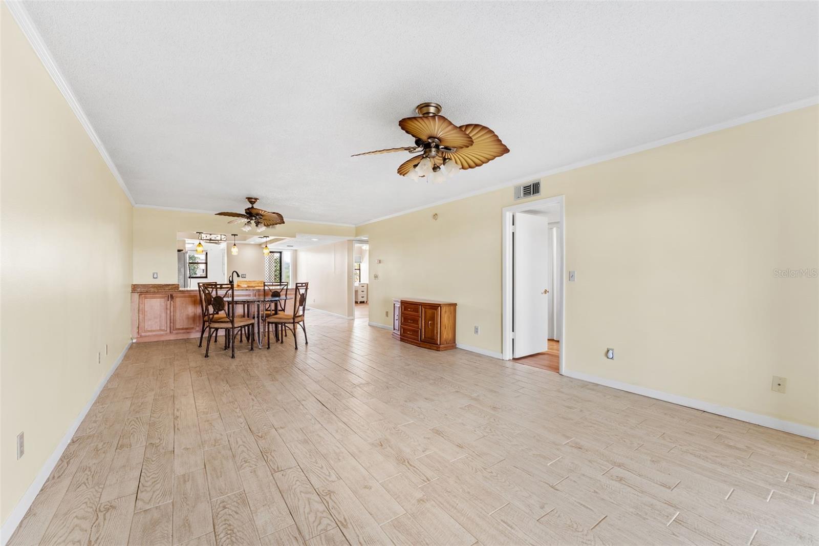 FOUNTAIN COVE - Residential