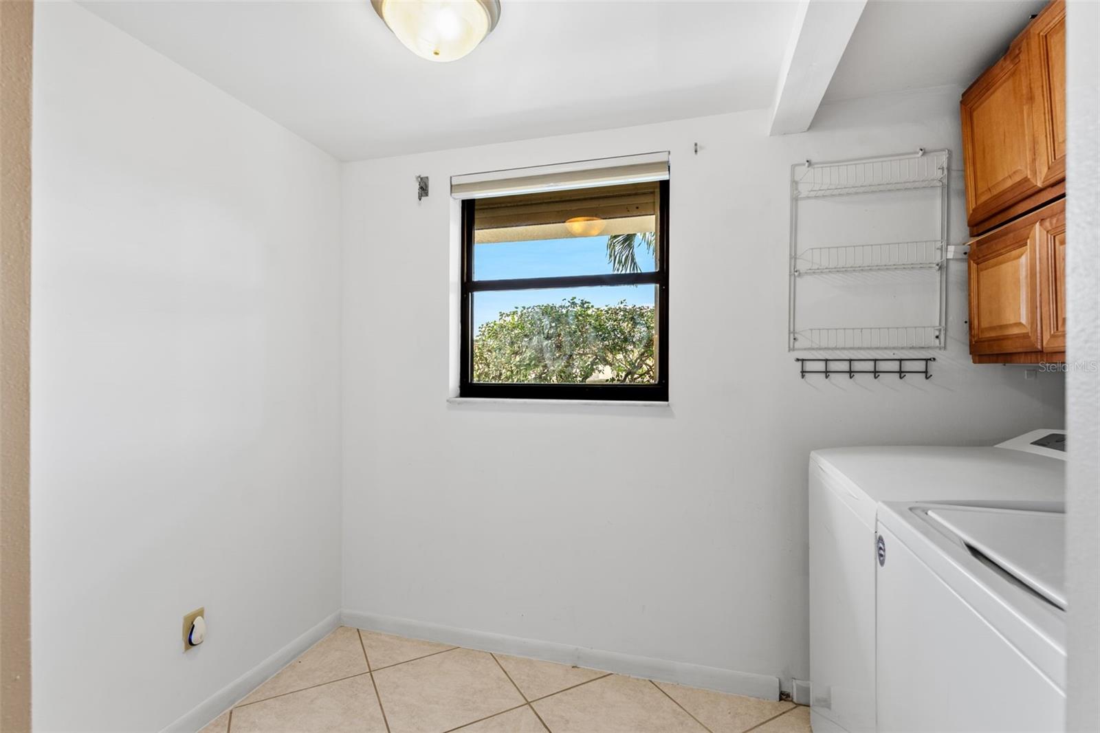 FOUNTAIN COVE - Residential