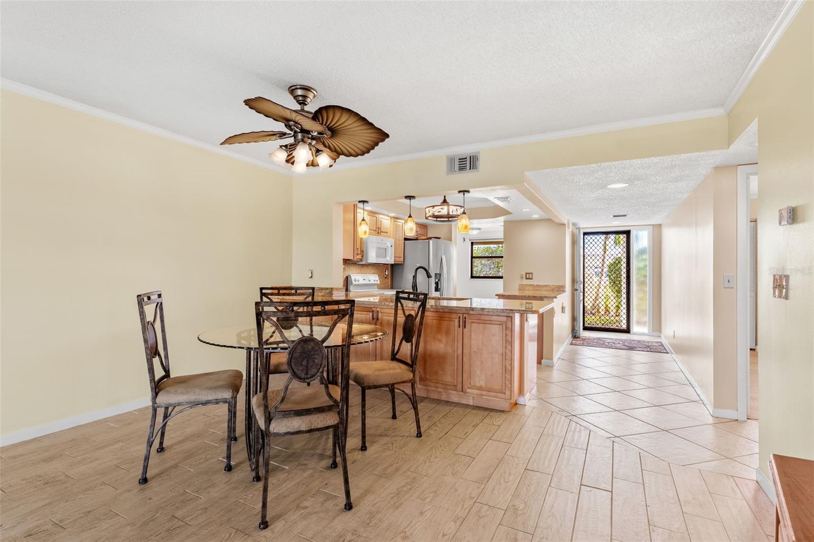 FOUNTAIN COVE - Residential