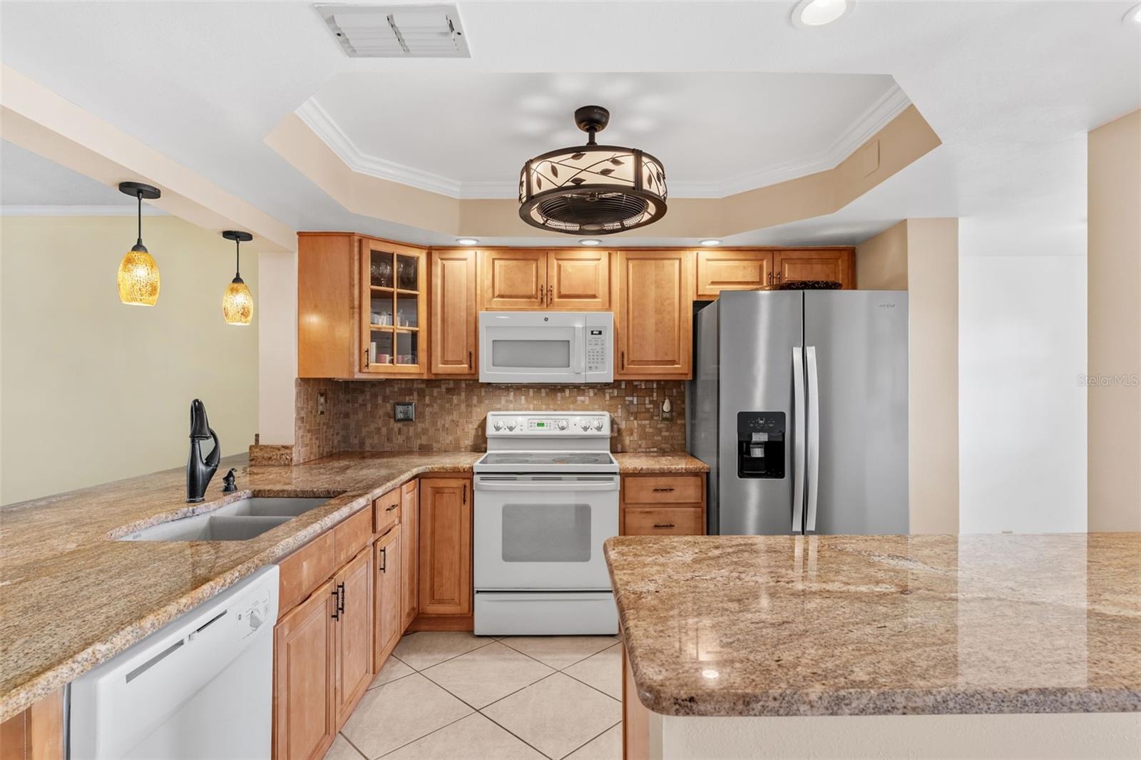 FOUNTAIN COVE - Residential