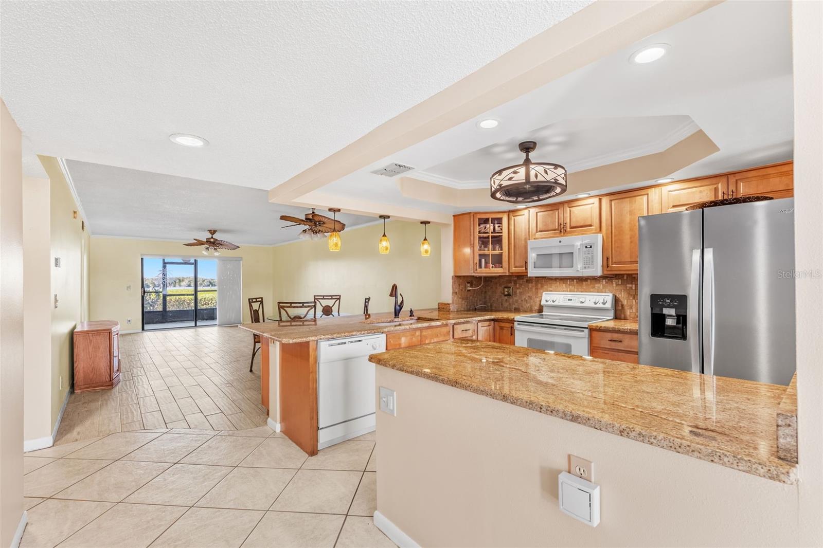 FOUNTAIN COVE - Residential