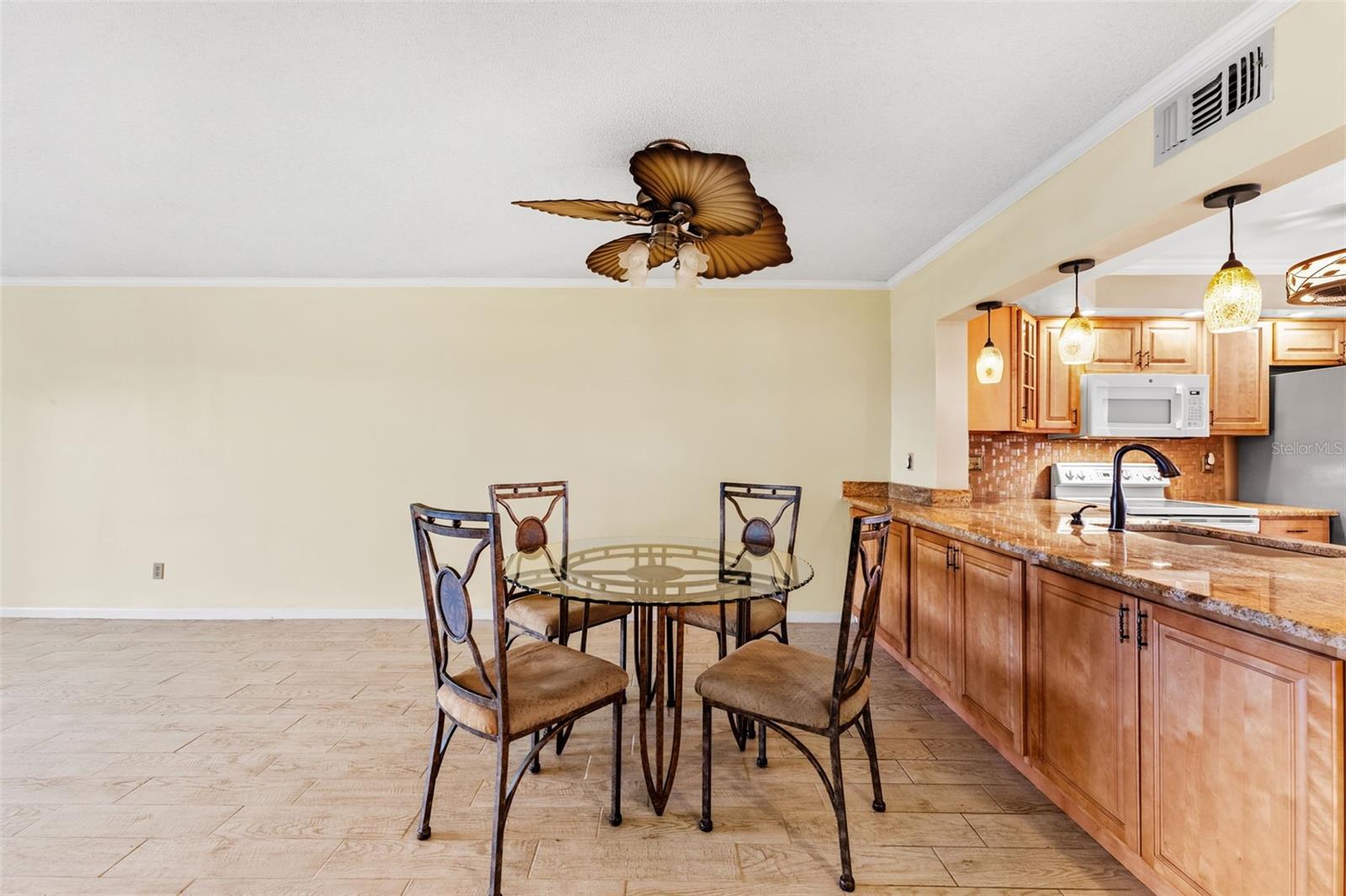 FOUNTAIN COVE - Residential