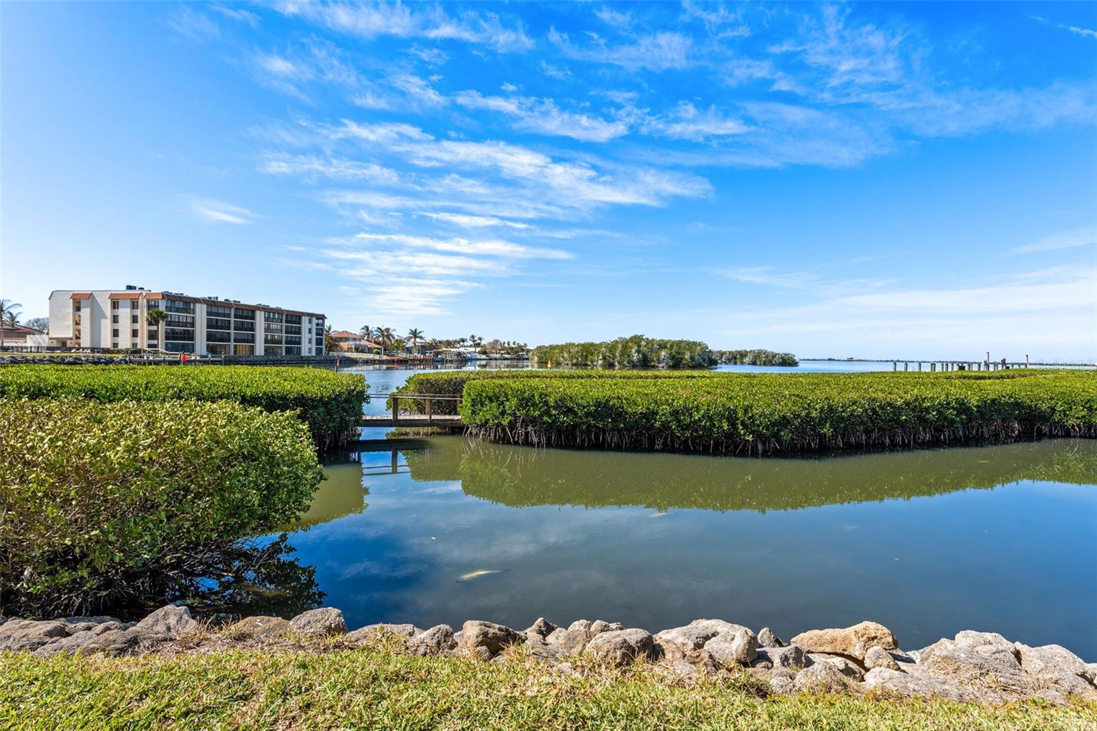 FOUNTAIN COVE - Residential
