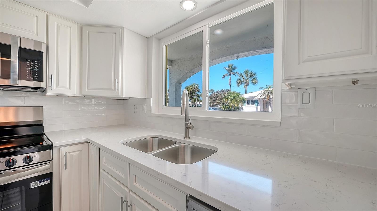 SPANISH MAIN YACHT CLUB CONDO - Residential