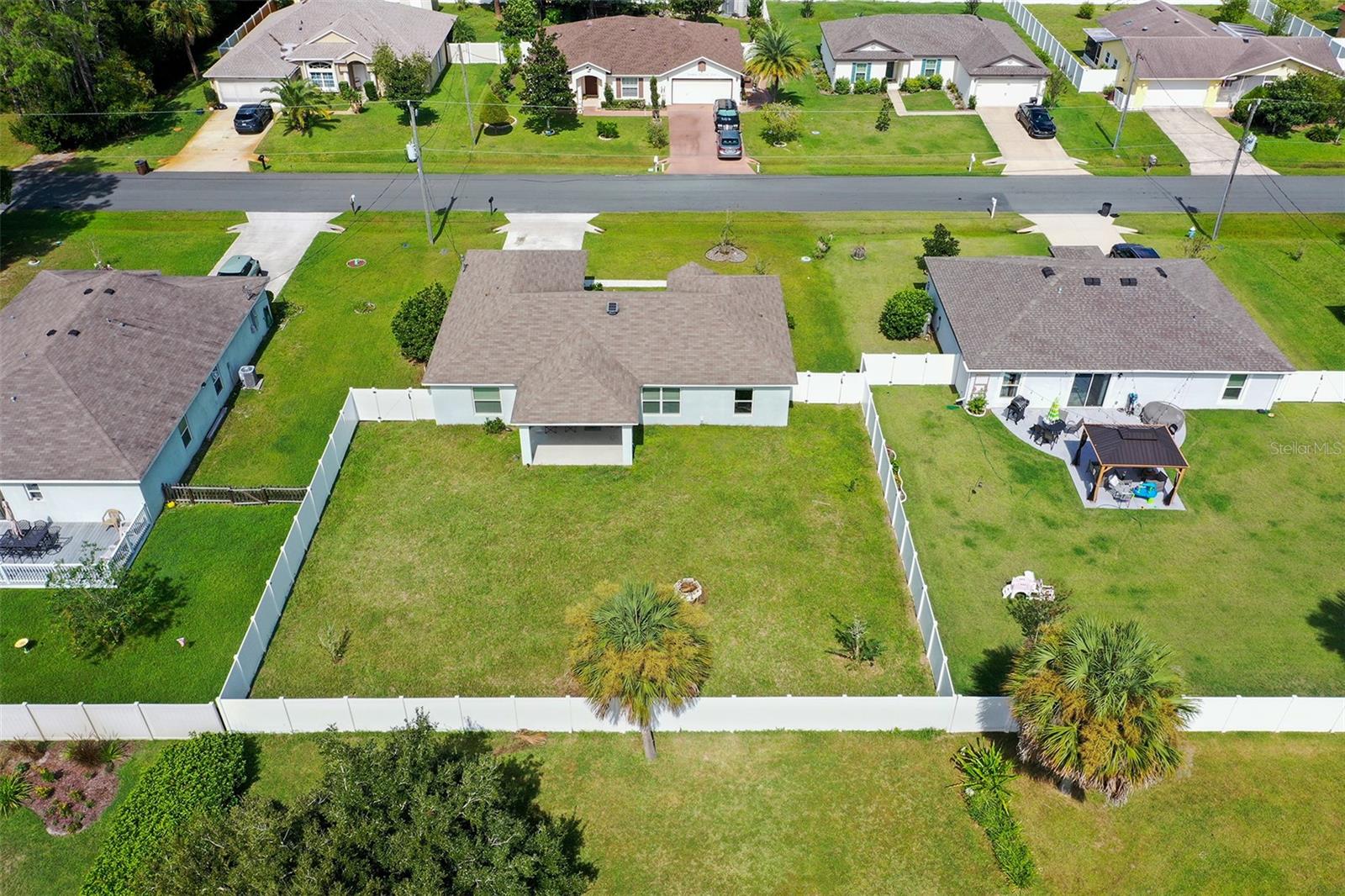 18 POST OAK LANE