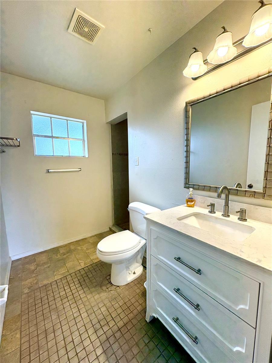 MARION OAKS UNIT 02 - Residential Lease