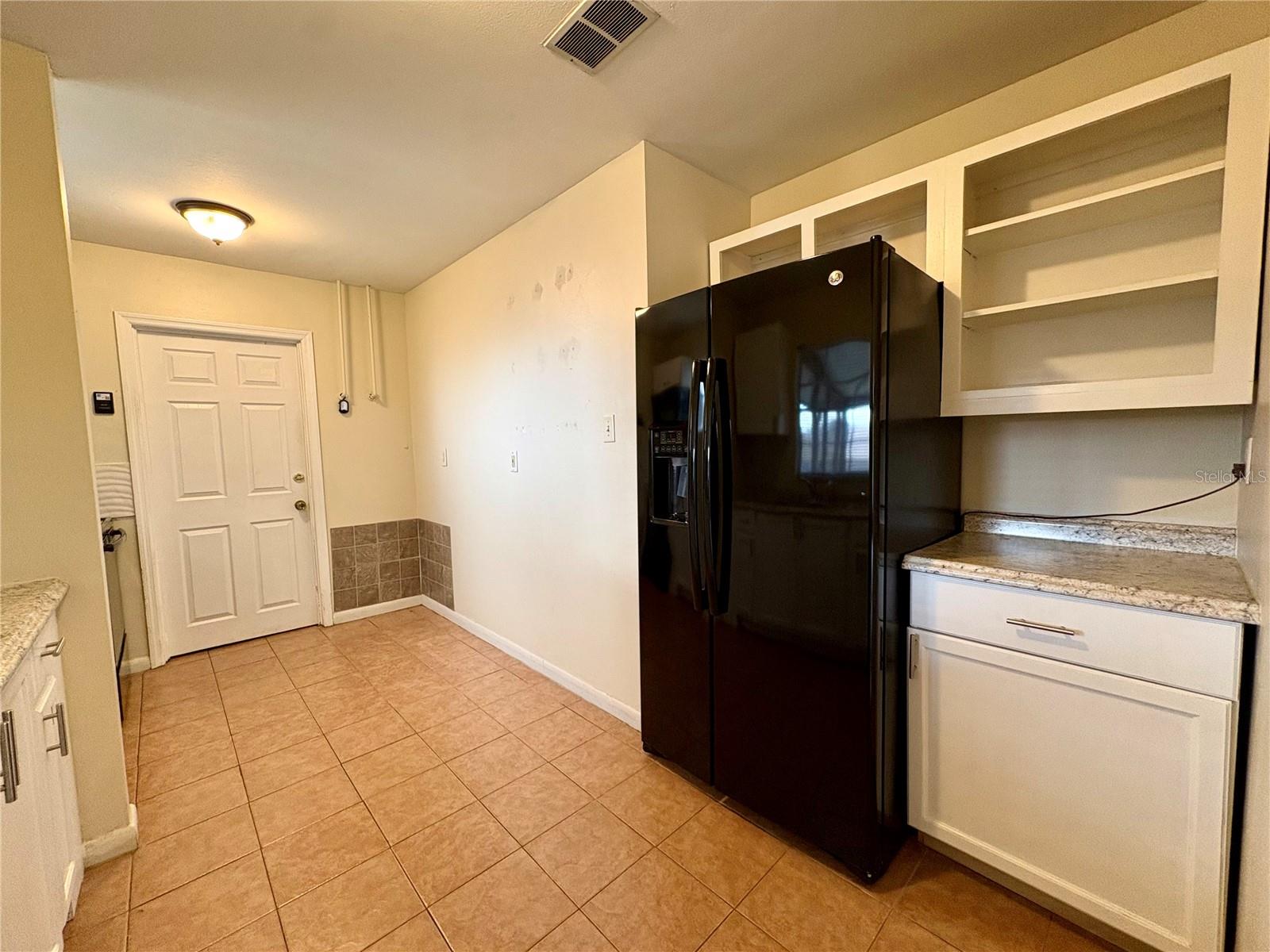 MARION OAKS UNIT 02 - Residential Lease