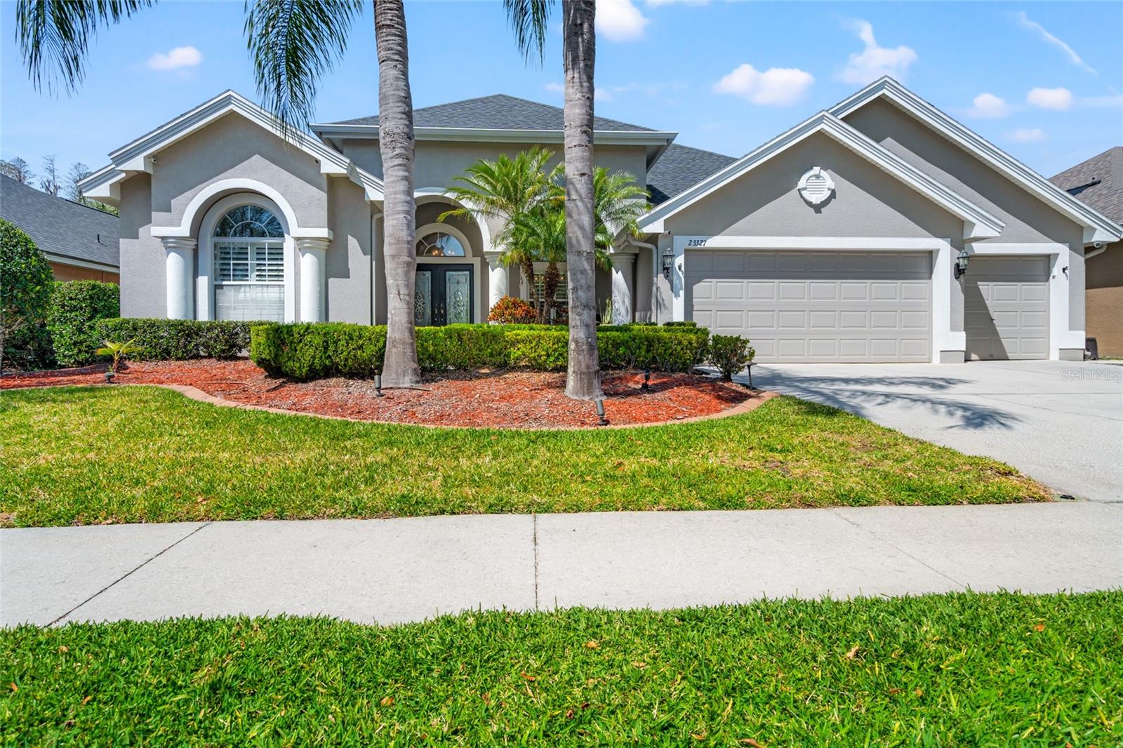 23327 GRACEWOOD CIRCLE
