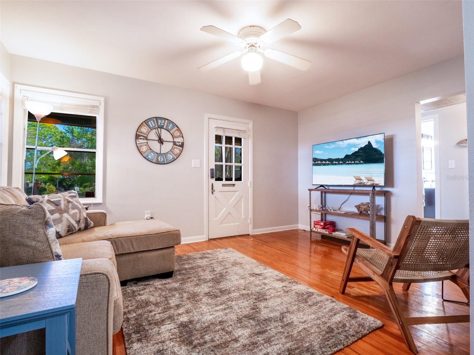 BREEZE HILL - Residential