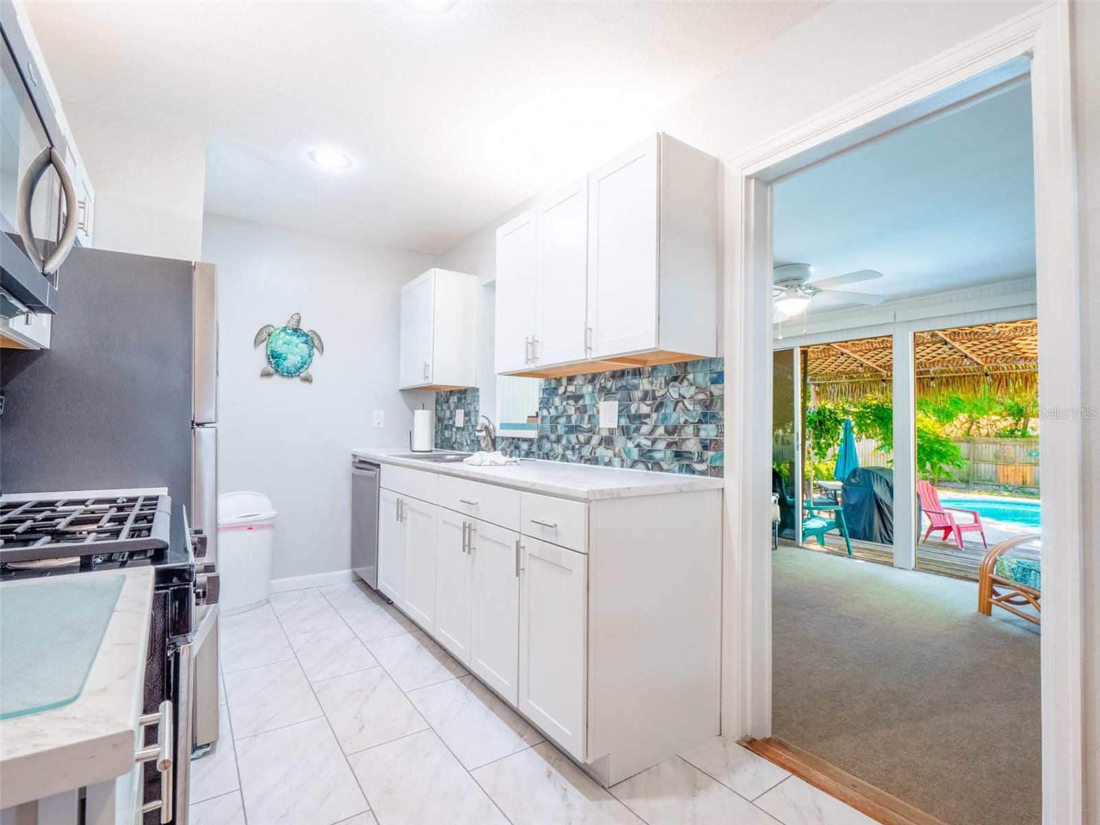 BREEZE HILL - Residential