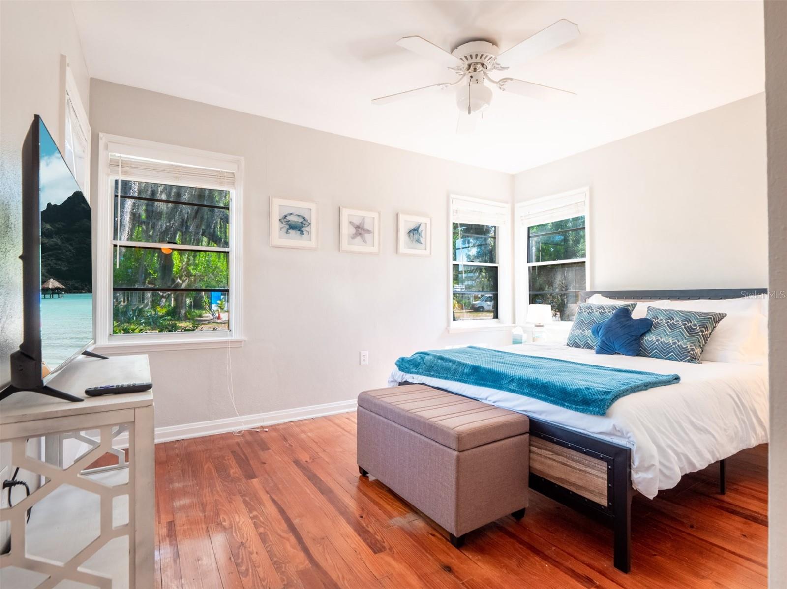 BREEZE HILL - Residential