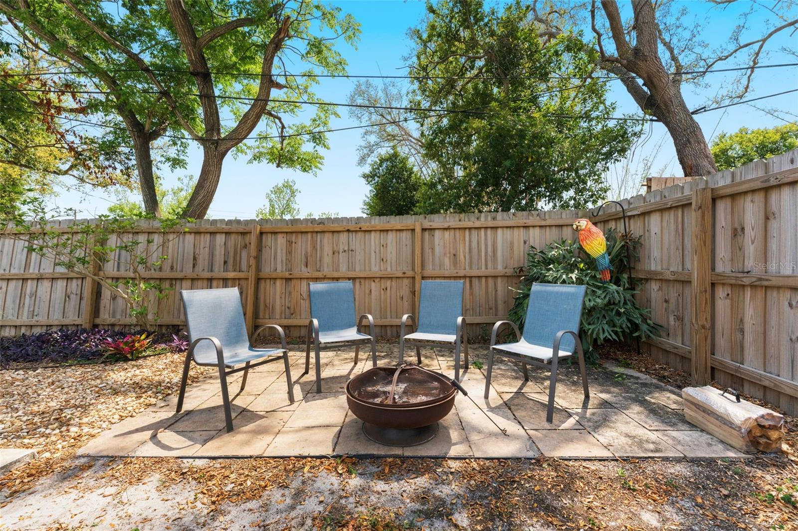 BREEZE HILL - Residential