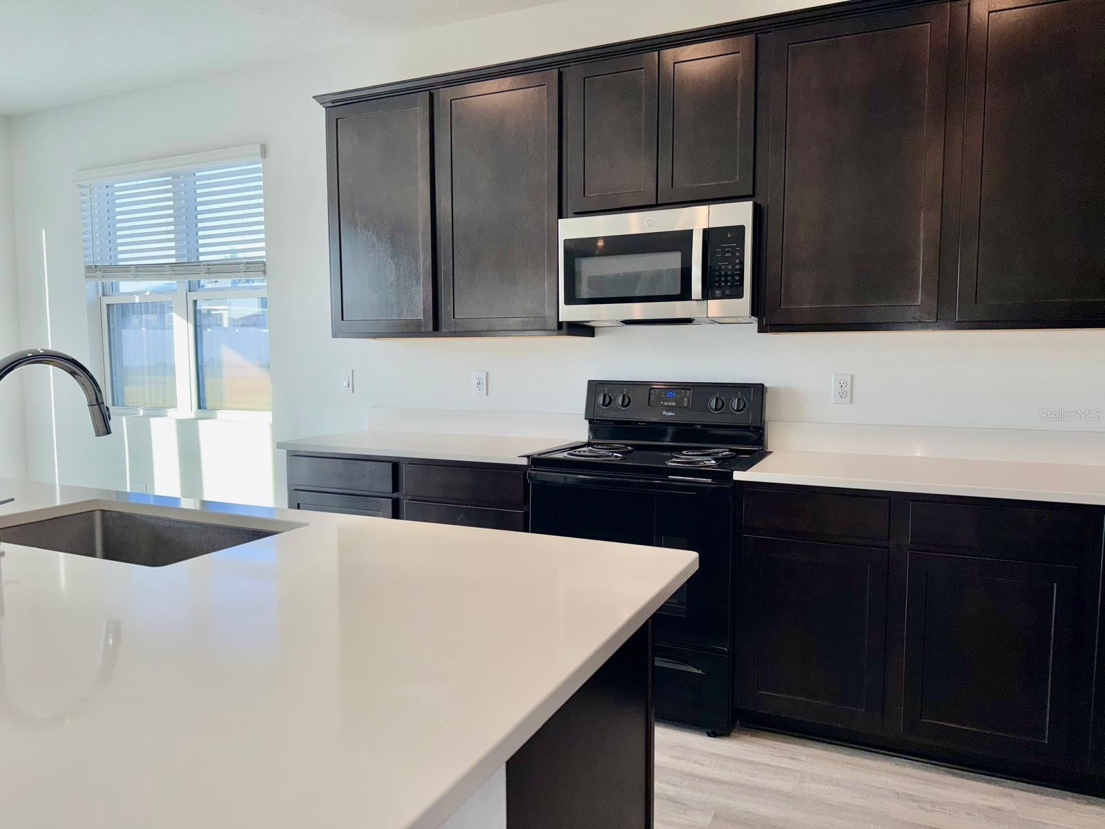 1209 MATTIE POINTE BOULEVARD