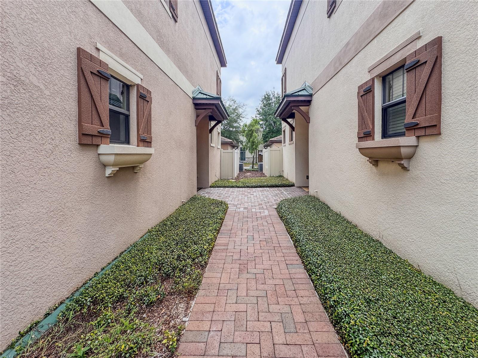 10615 VILLAGE LAKE ROAD