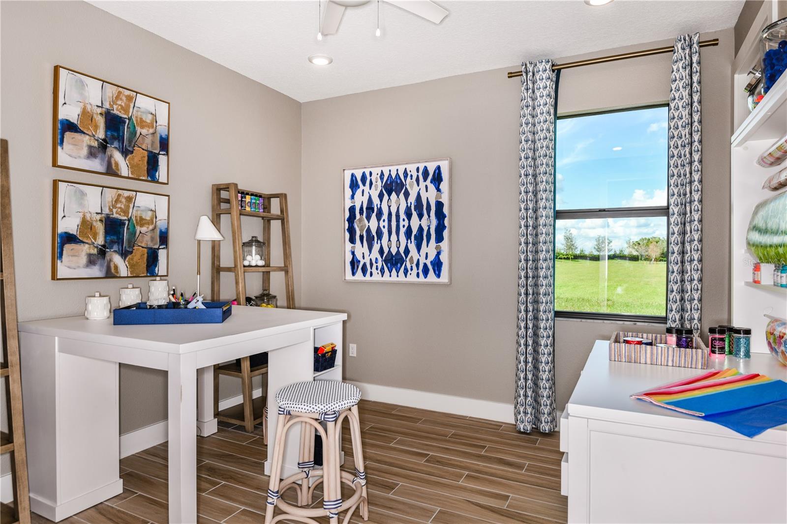 CRESSWIND LAKE WOOD RANCH - Residential