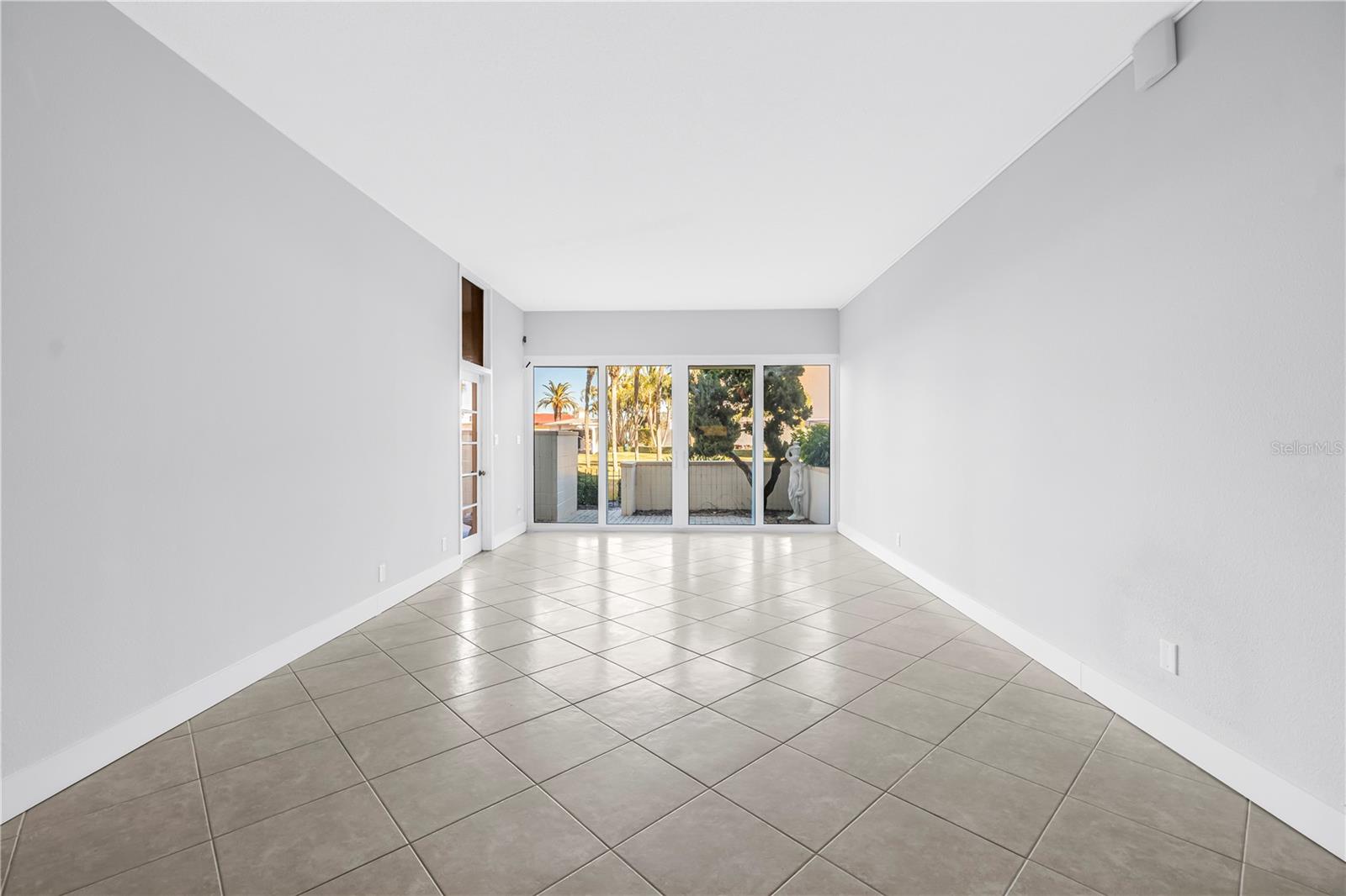 BAY ISLAND GROUP 1 - Residential