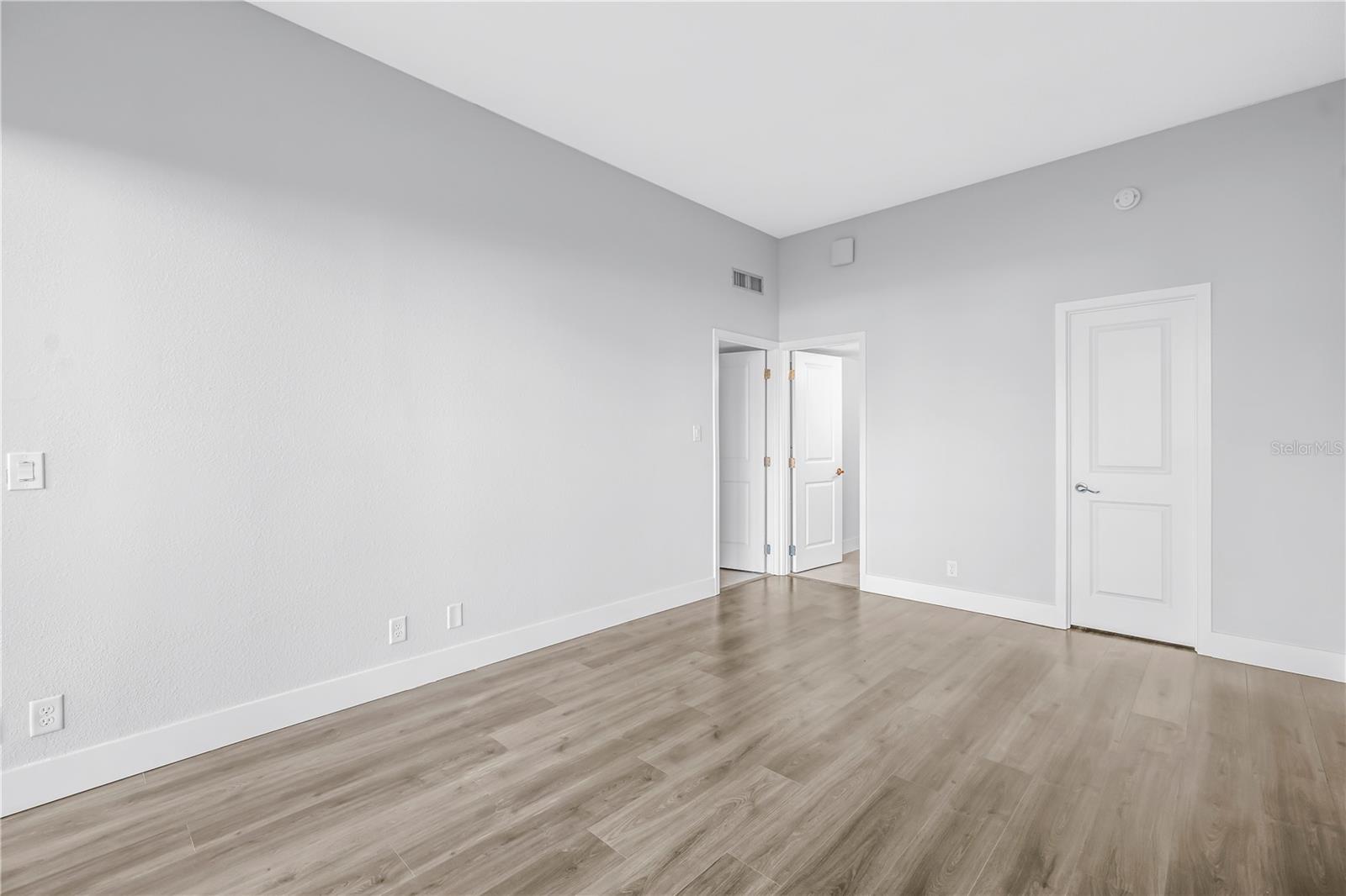 BAY ISLAND GROUP 1 - Residential