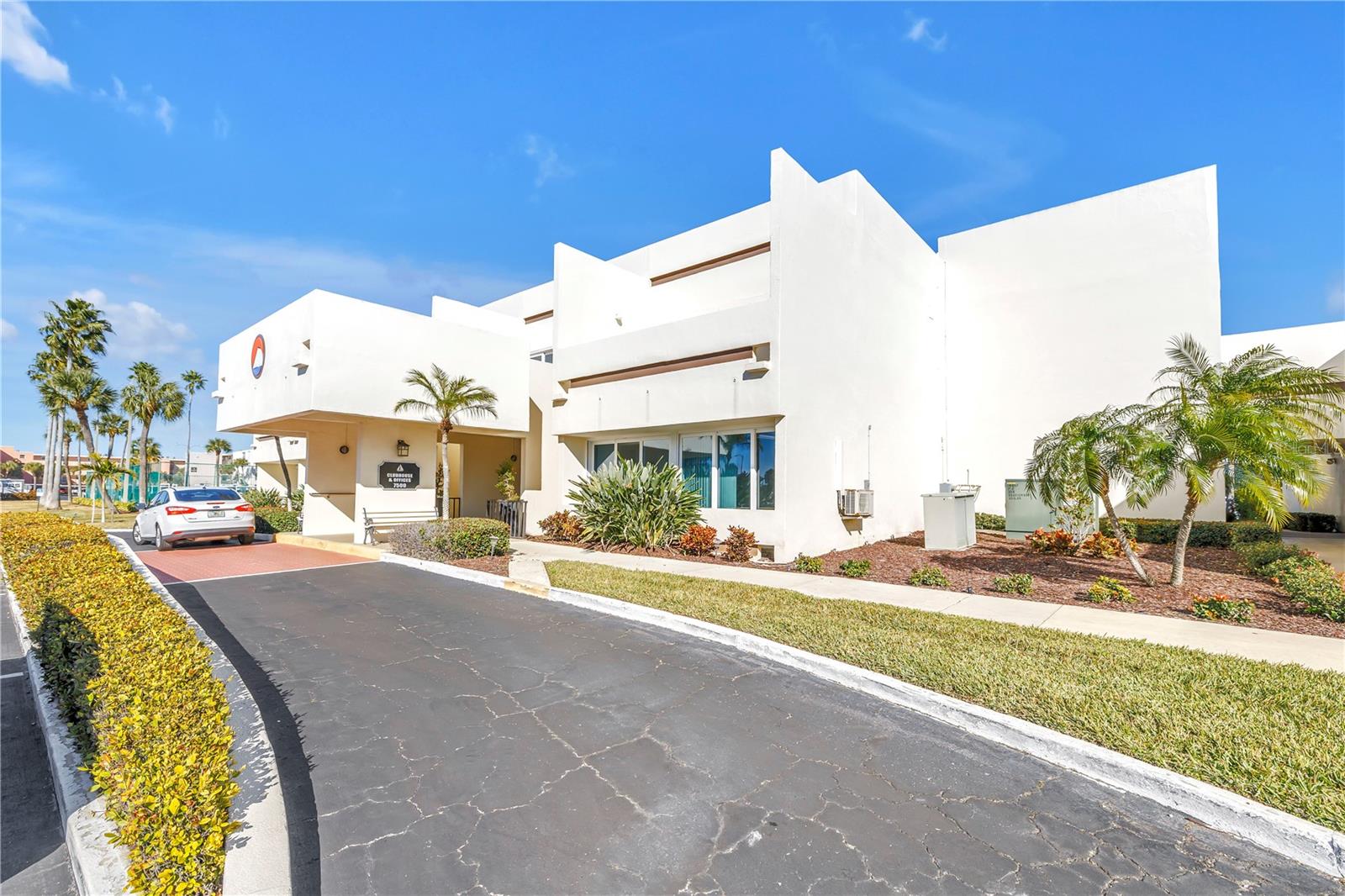 BAY ISLAND GROUP 1 - Residential