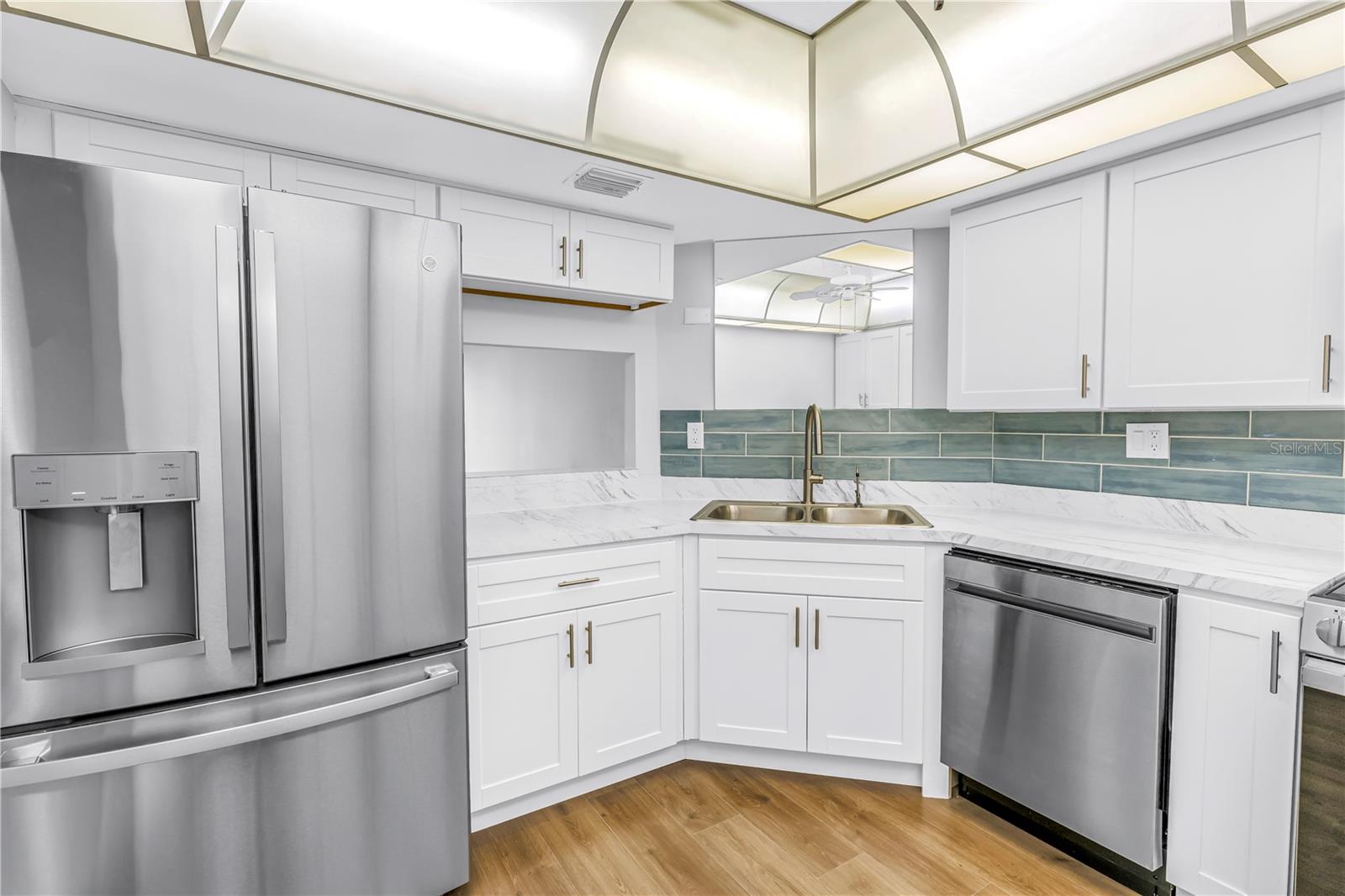 BAY ISLAND GROUP 1 - Residential