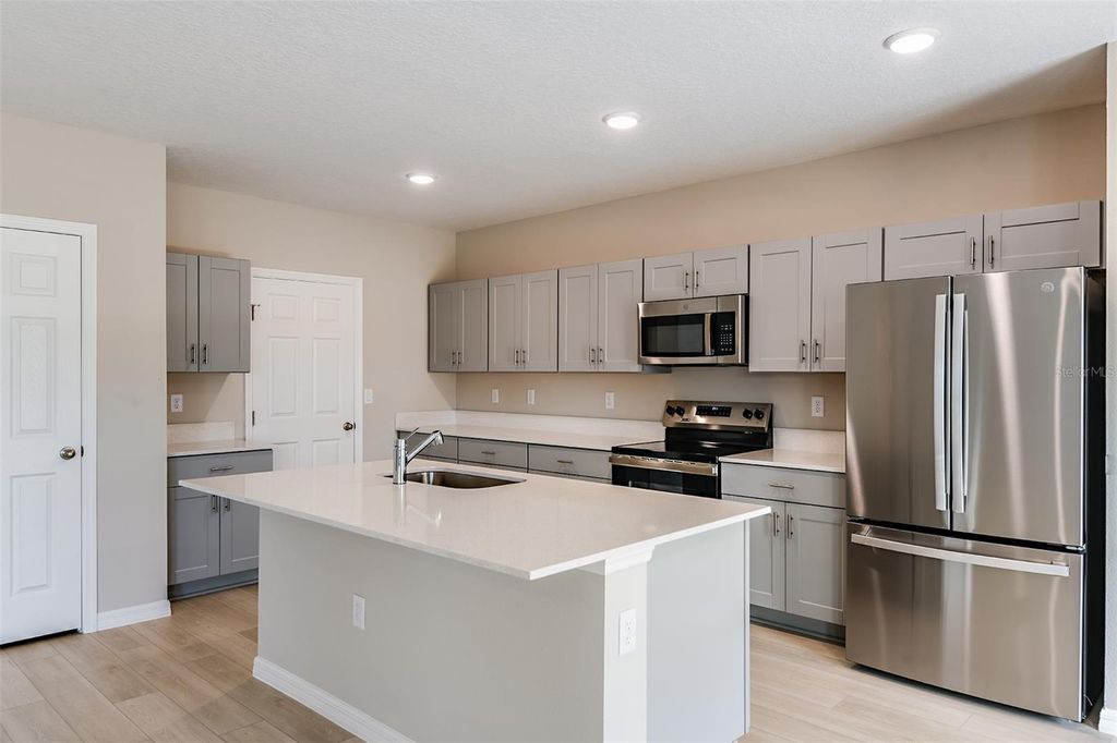 Photo of 37018 Sagemoor Drive, Zephyrhills, FL 33541 (MLS # TB8431162)