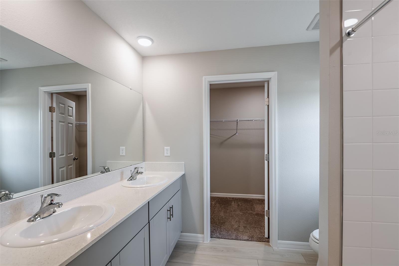 TWO RIVERS - Residential