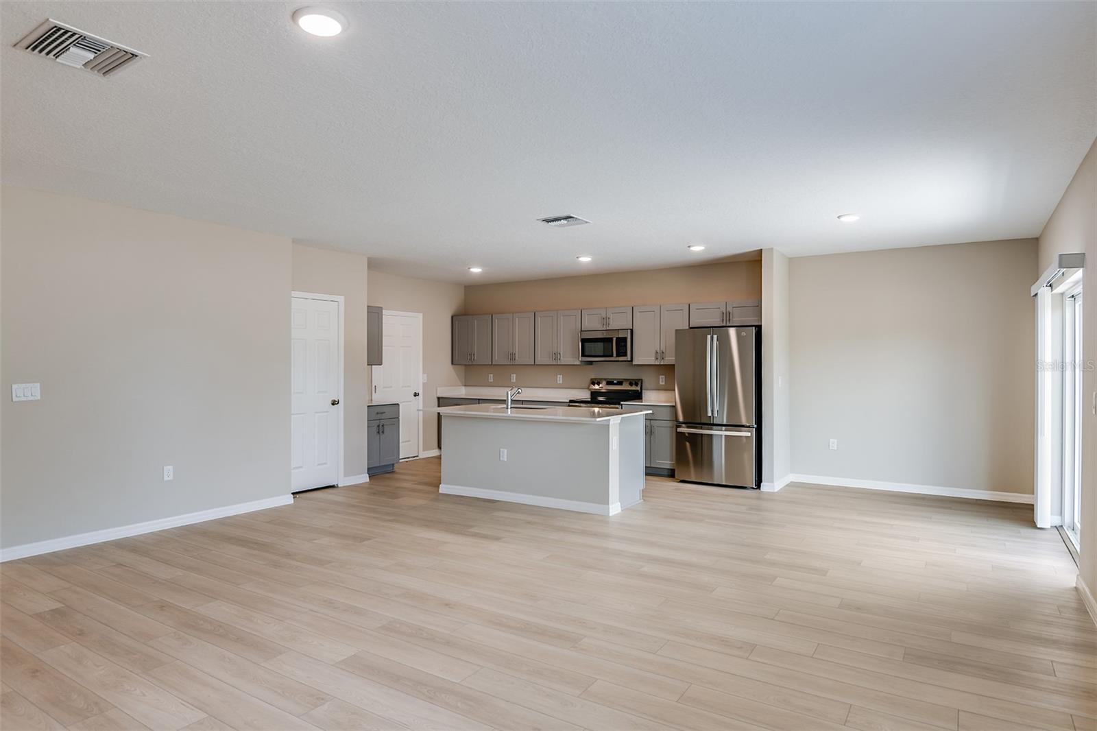 TWO RIVERS - Residential