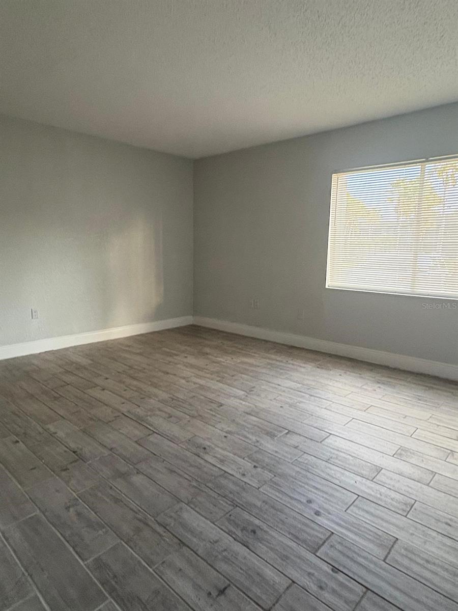 MILLENNIUM PALMS - Residential Lease