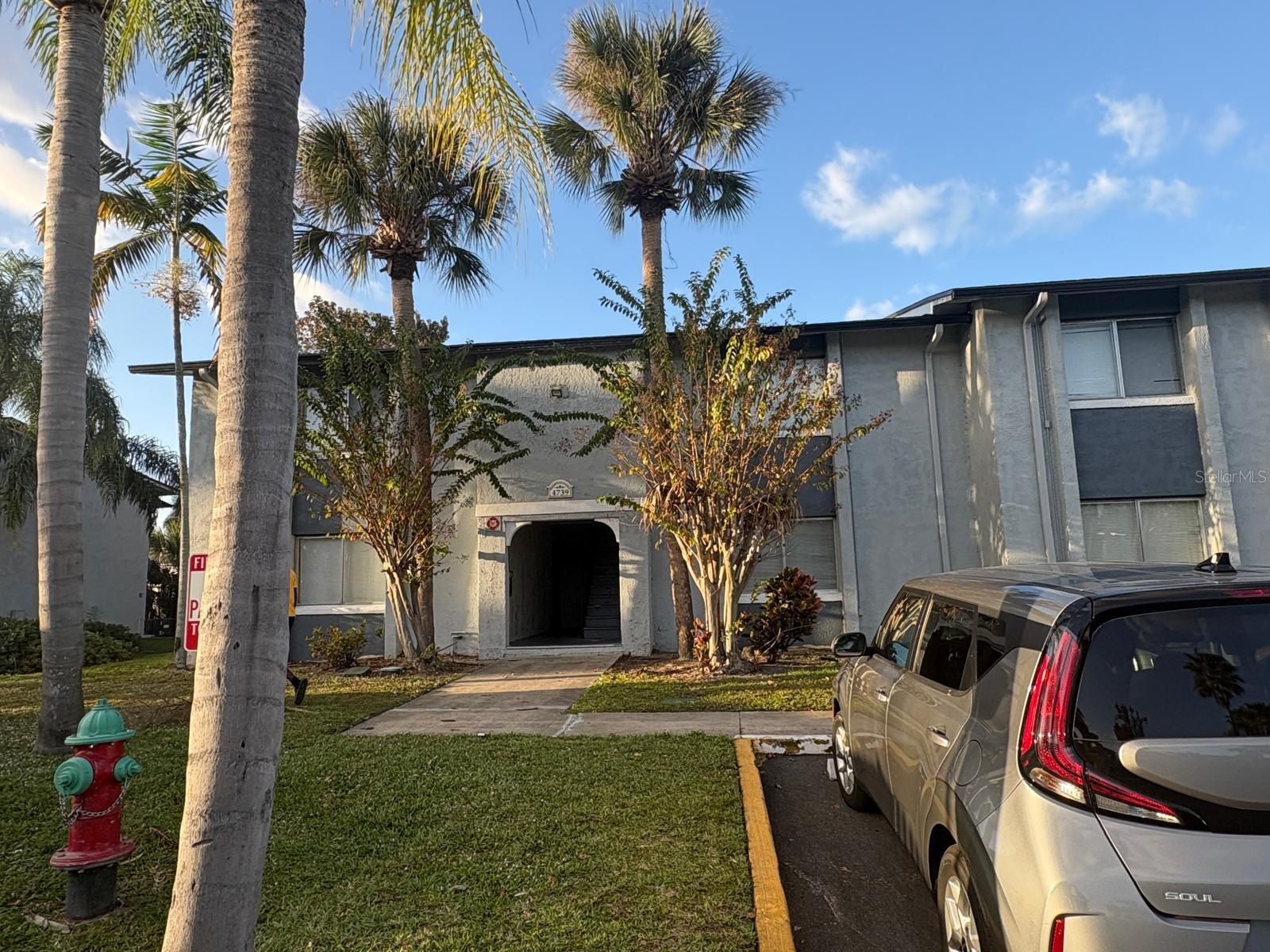 MILLENNIUM PALMS - Residential Lease