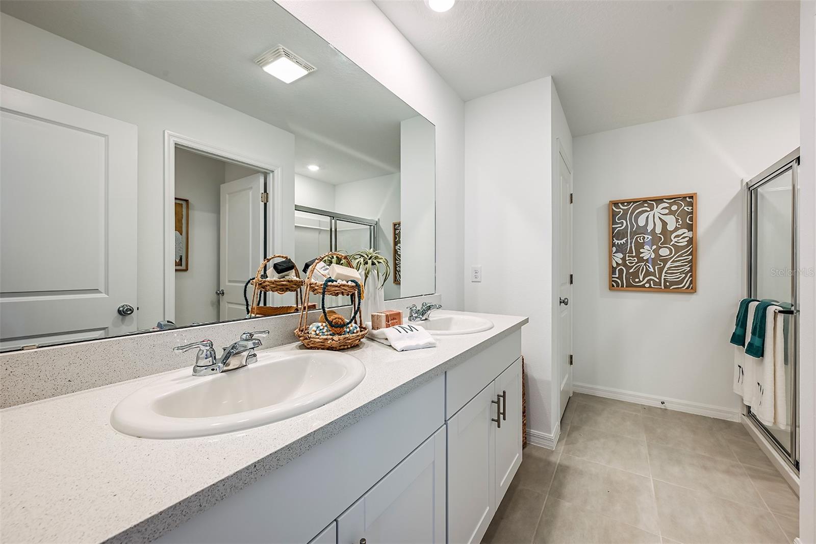 WATERSTONE - Residential